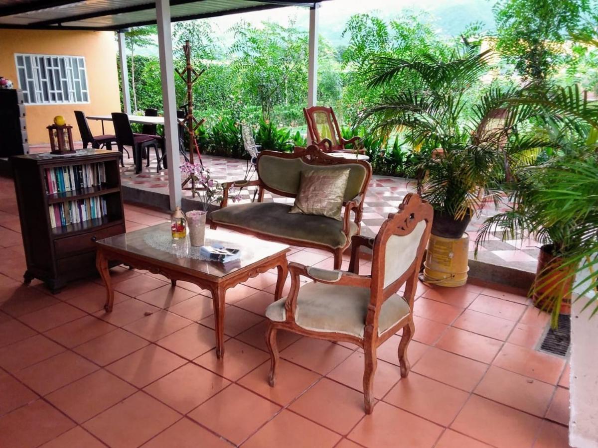 Bed and Breakfast C&H Casa Campestre El Oasis Ricaurte Girardot Zewnętrze zdjęcie
